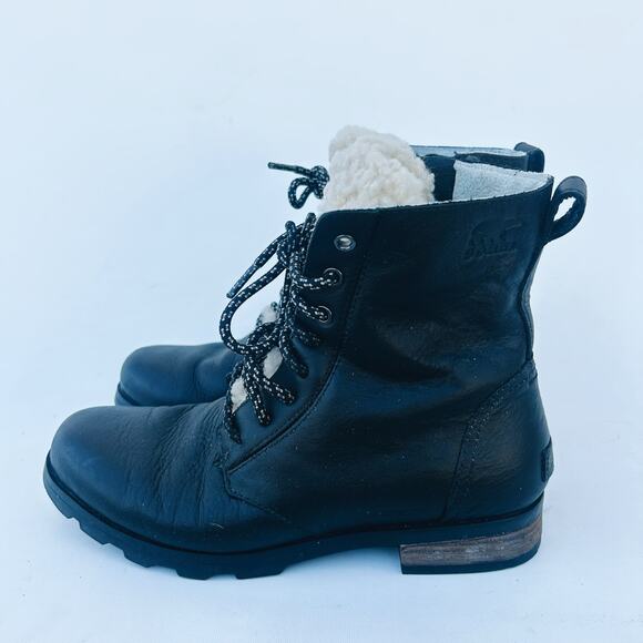Sorel Women’s Emelie Lace Up Ankle Boots Black Leather Cozy 8 Shearling Winter - Picture 7 of 13